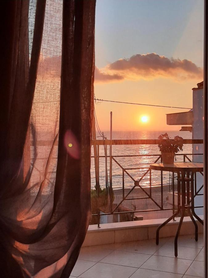 Апартаменты Christina'S Sea House Никити Экстерьер фото